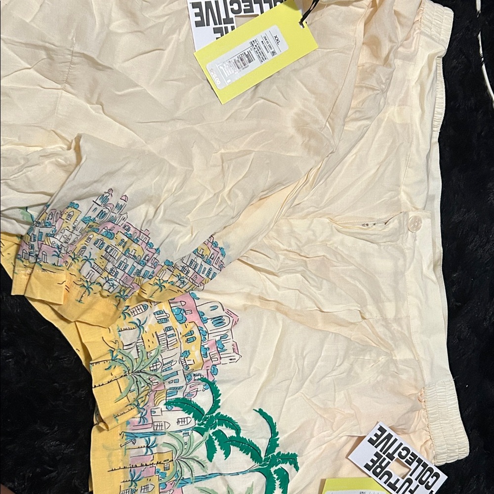 Culture Collective Cream Women's Shorts